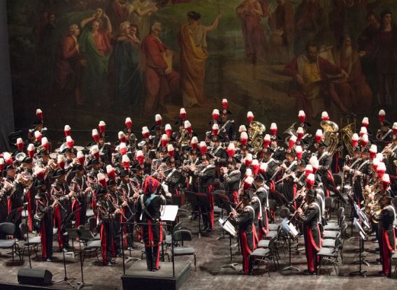 Celebrazioni per il 75° delle Quattro Giornate. La Banda dell’Arma omaggia Napoli al Teatro “San Carlo”