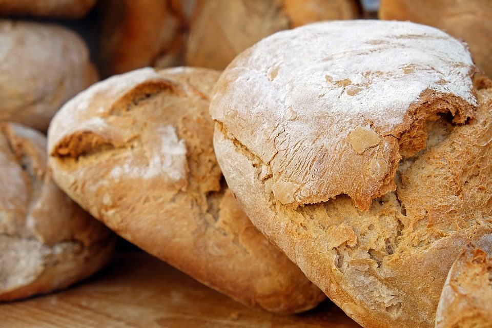 I carabinieri NAS Pescara: controlli sulla vendita di pane, distrutti 8 quintali di prodotti da forno