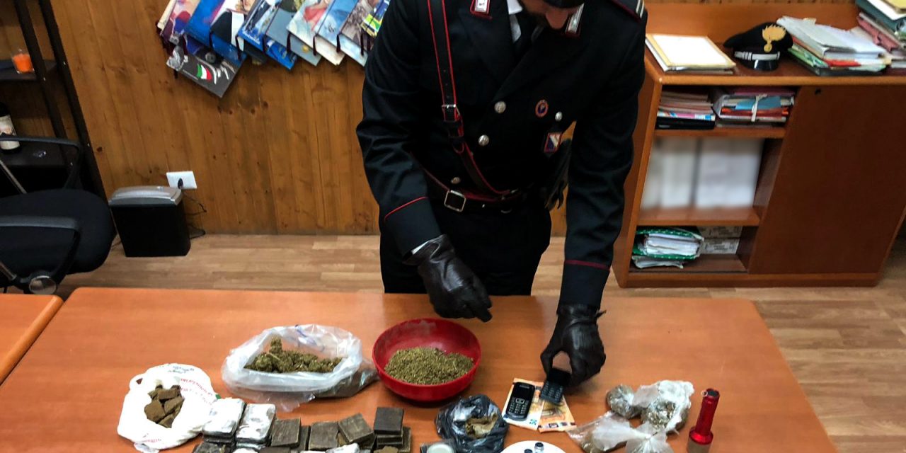 Droga e munizioni in una abitazione a Casoria: due trentenni arrestati