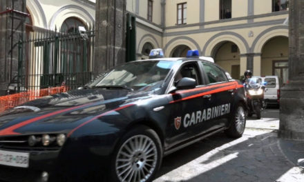 Controlli straordinari dei Carabinieri a Napoli: oltre 10mila persone controllate