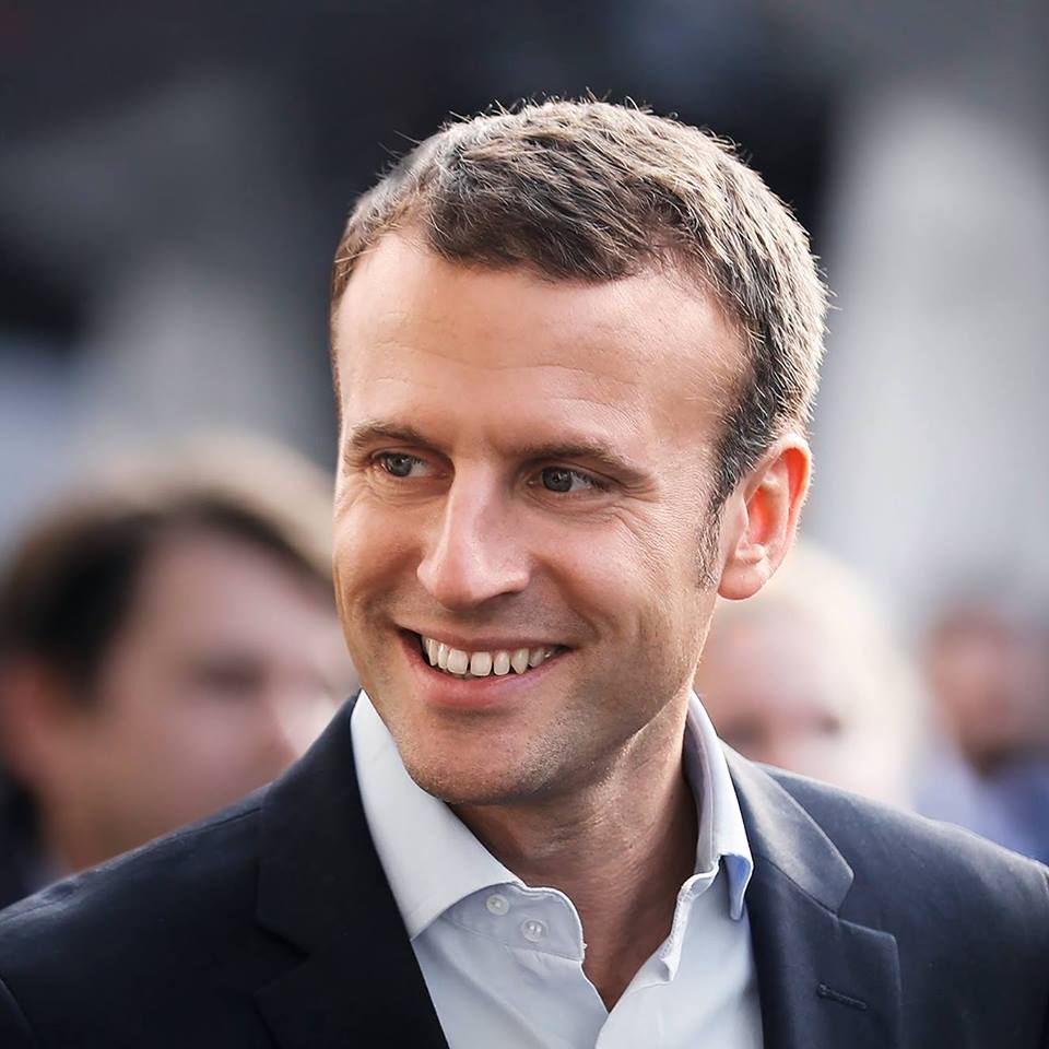 Macron: “Ci sono due capitali in Europa: Parigi e Napoli”.