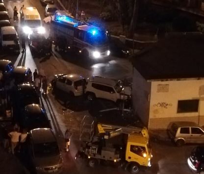 Napoli. Spaventoso incidente tra due auto in viale Lieti. Acampora: “Bisogna migliorare la segnaletica”