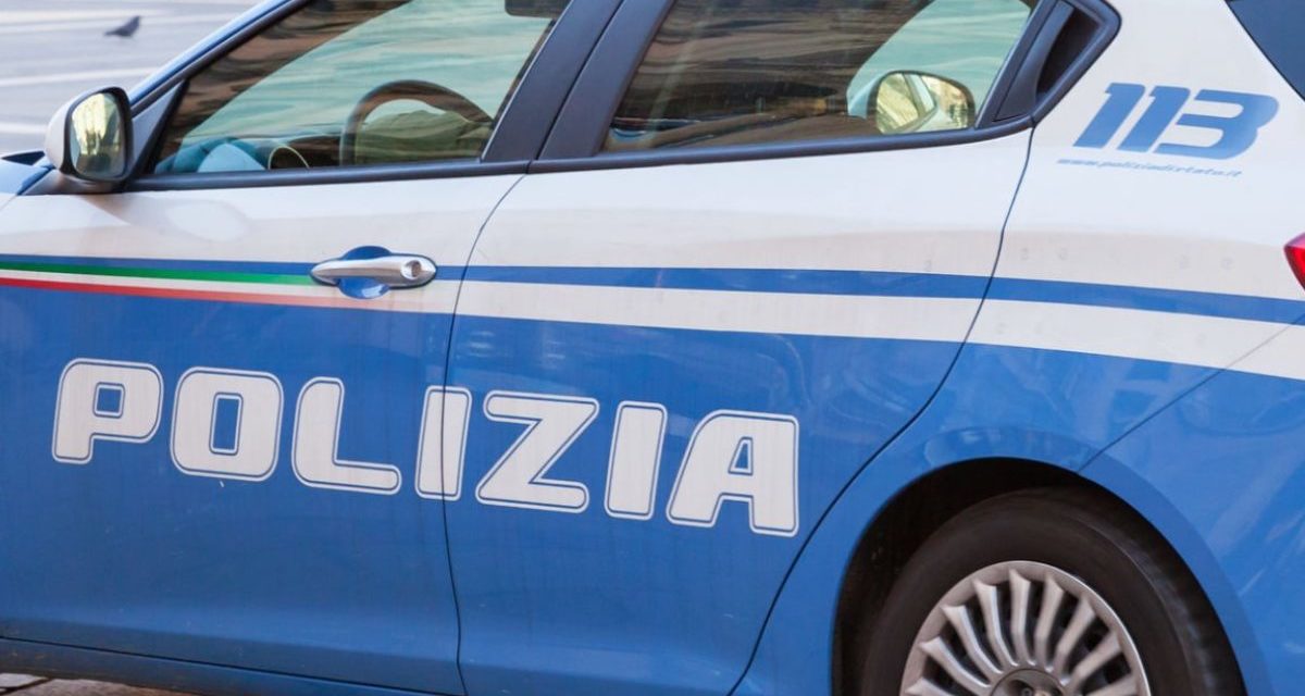 Aveva nascosto la droga in una grata: arrestato 59enne a Scampia