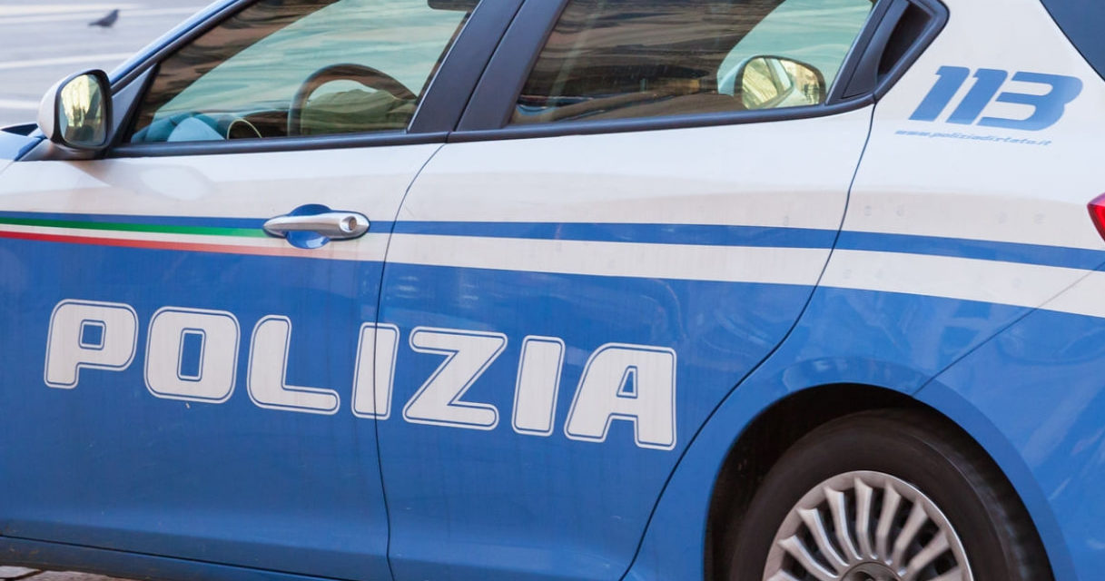 Napoli. Quattro parcheggiatori abusivi denunciati dalla polizia