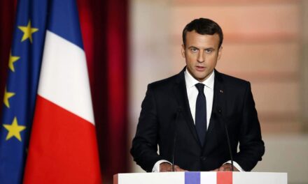 La Francia “chiude i battenti”. Lockdown da Venerdì
