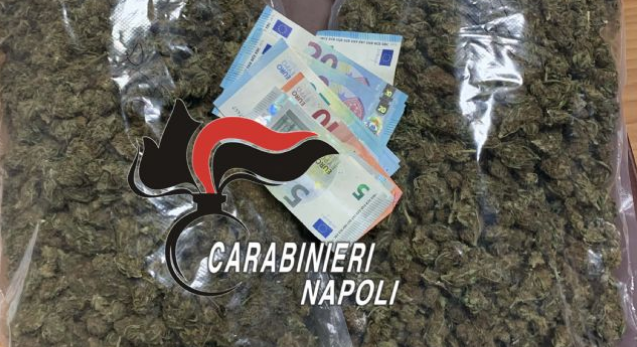 Torre Annunziata. Saluta i carabinieri e poi fugge ad un posto di controllo: 48enne arrestato