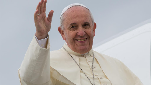 Papa Francesco: “I poveri al centro del Vangelo, il Natale non sia per comprare ma per dare agli altri”