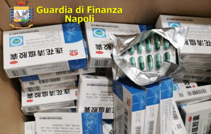 Operazione della Guardia di Finanza a Napoli: sequestrate 144 confezioni di farmaci provenienti dalla Cina