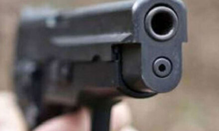 Lite a colpi di arma da fuoco nel napoletano: ferite due persone