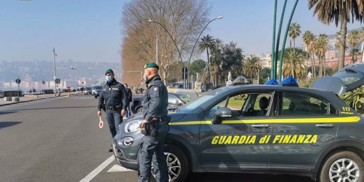 Controlli anticovid della Guardia di Finanza a Napoli e provincia: 127 sanzioni