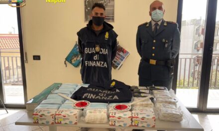 Operazione della Guardia di Finanza: sequestrati 143mila dispositivi sanitari non sicuri tra mascherine, visiere e guanti