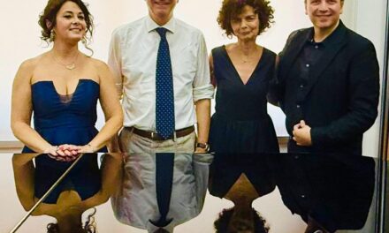 Nunzia D’Alessio emoziona il Ministro dell’ Istruzione, Giuseppe Valditara