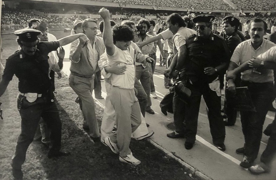 «Maradona incontra il Giappone» foto in trasferta di Luciano Ferrara e Federica Gioffredi